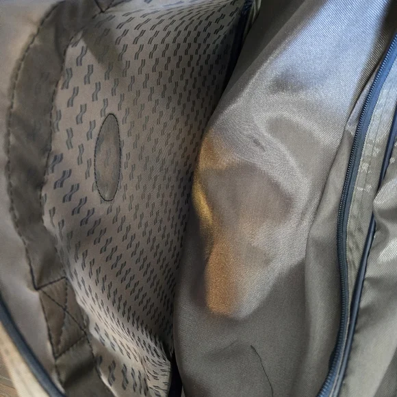 Cathay Pacific Vintage Airline Flight Bag 1990s Travel Shoulder Computer Bag - Picture 9 of 9